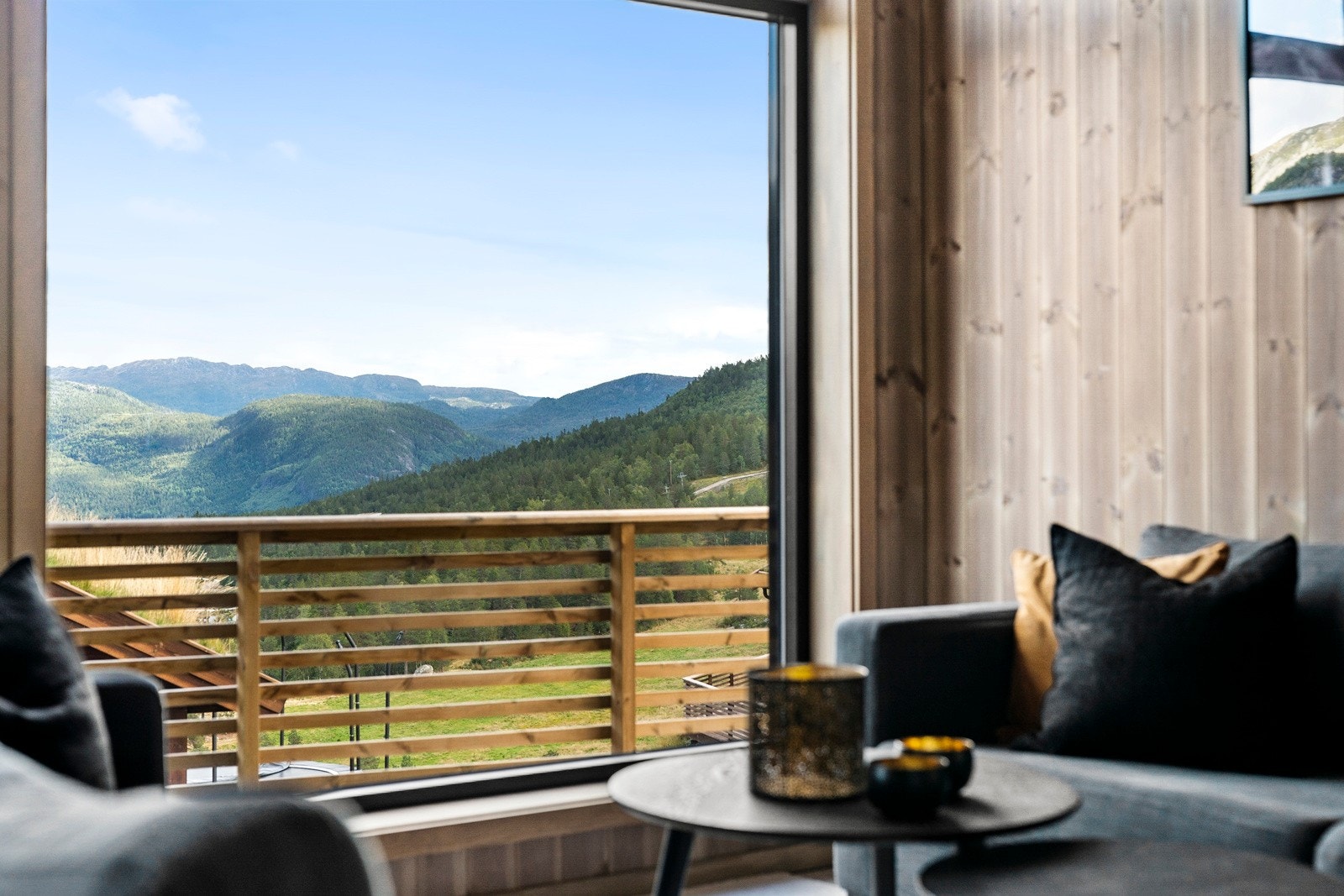 Utsikt til alpinbakken Galleribilde