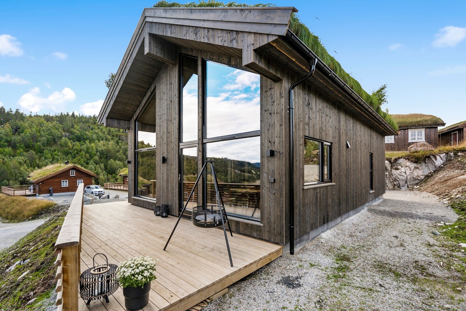 Lekker ny hytte med gode solforhold Galleribilde