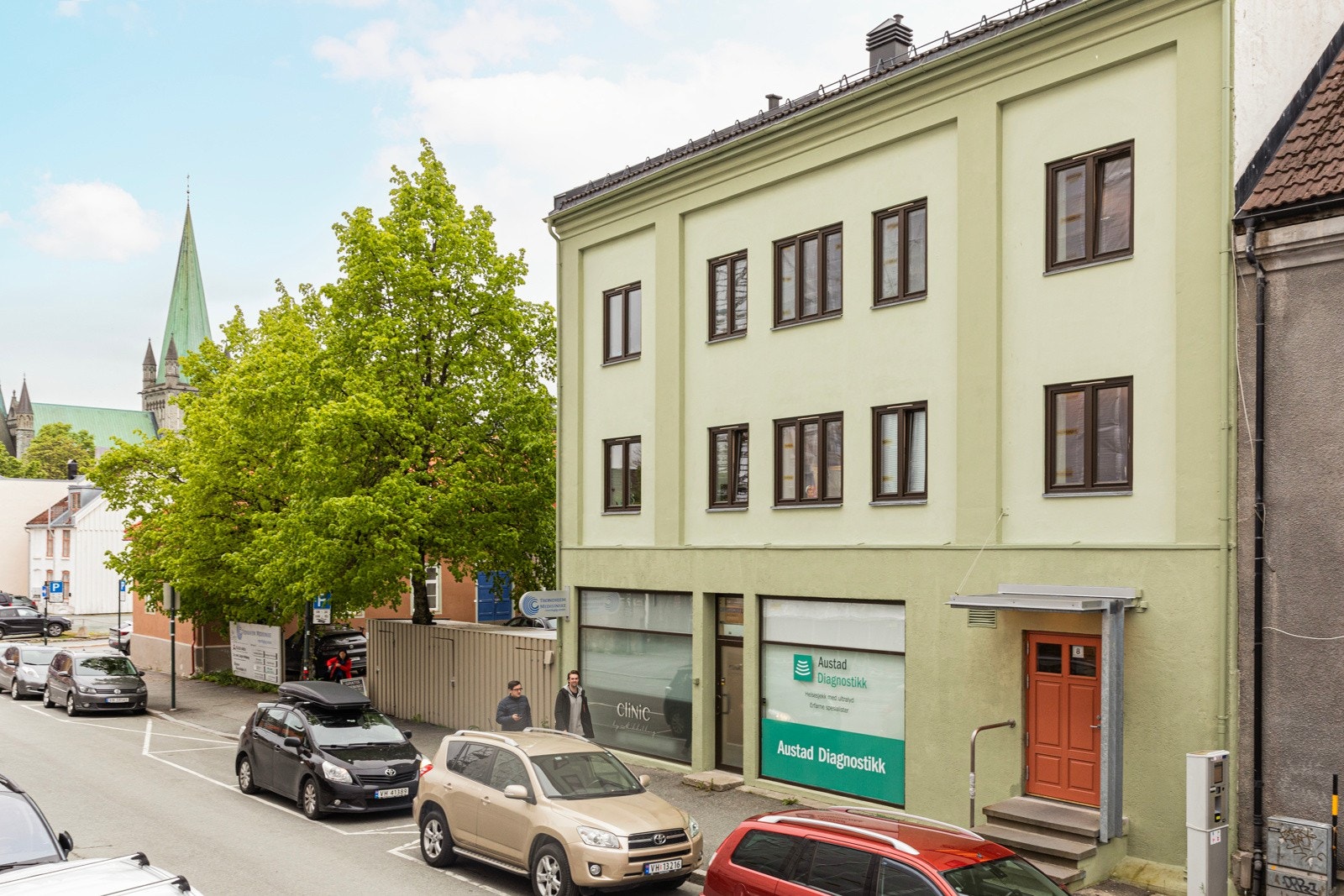 Her bor man midt i hjertet av Trondheim i en lite trafikkert gate. Galleribilde