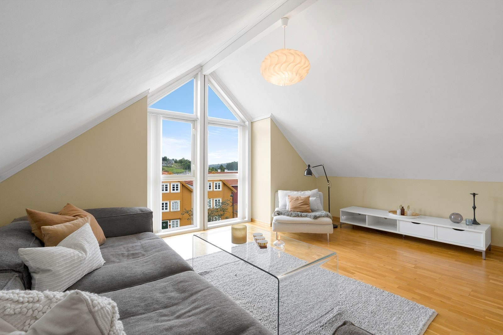 Loftstue Galleribilde