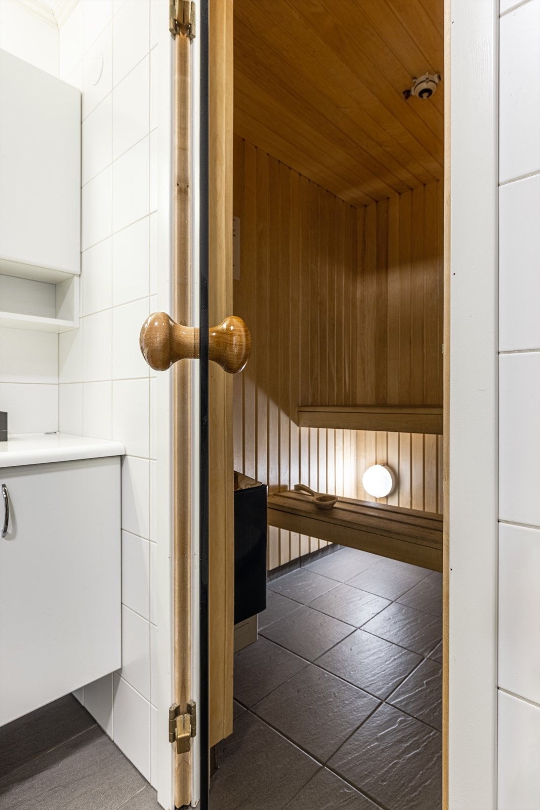 Baderom nr 2 med badstue. Galleribilde