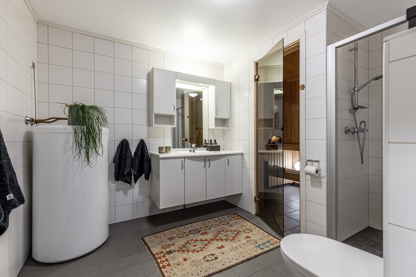 Baderom nr 2 med badstue. Galleribilde