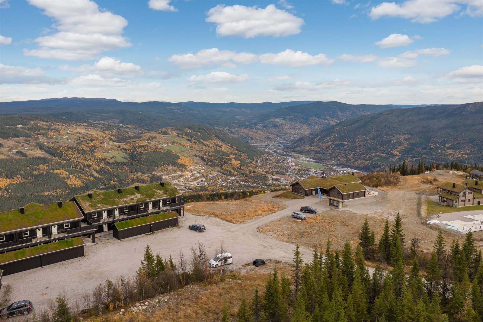 Panoramautsikt utover Gol.
Velkommen på visning! Galleribilde