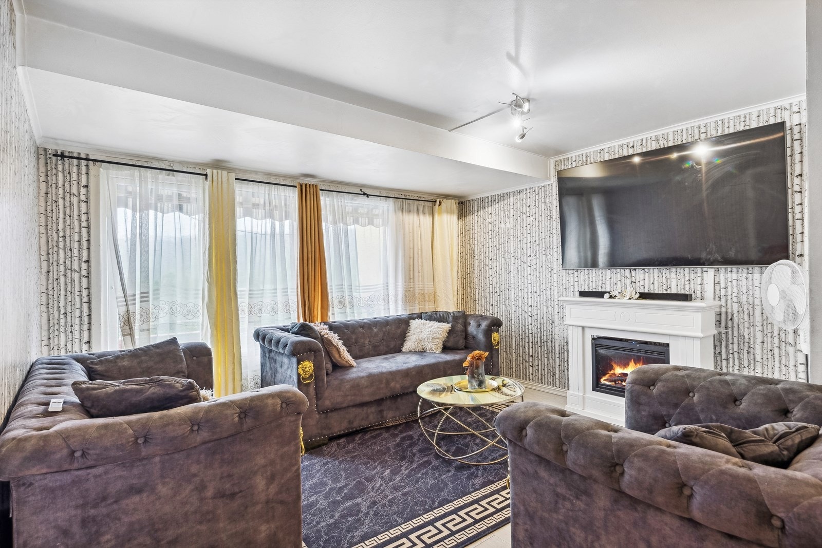 Flere møbleringsmuligheter uten at romfølelsen settes på spill. Galleribilde