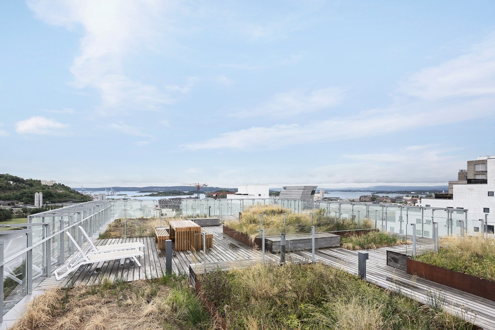 Takterrassen har en utrolig 360 graders utsikt over hele Oslo. Galleribilde