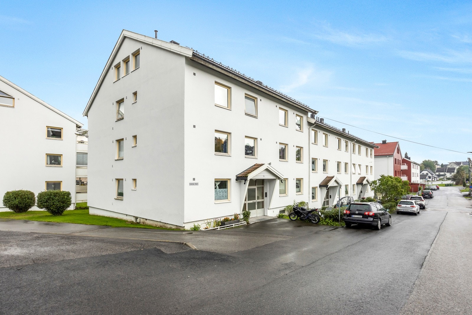 Haneborg 3 borettslaget ligger godt til på Fjellhamar. Galleribilde