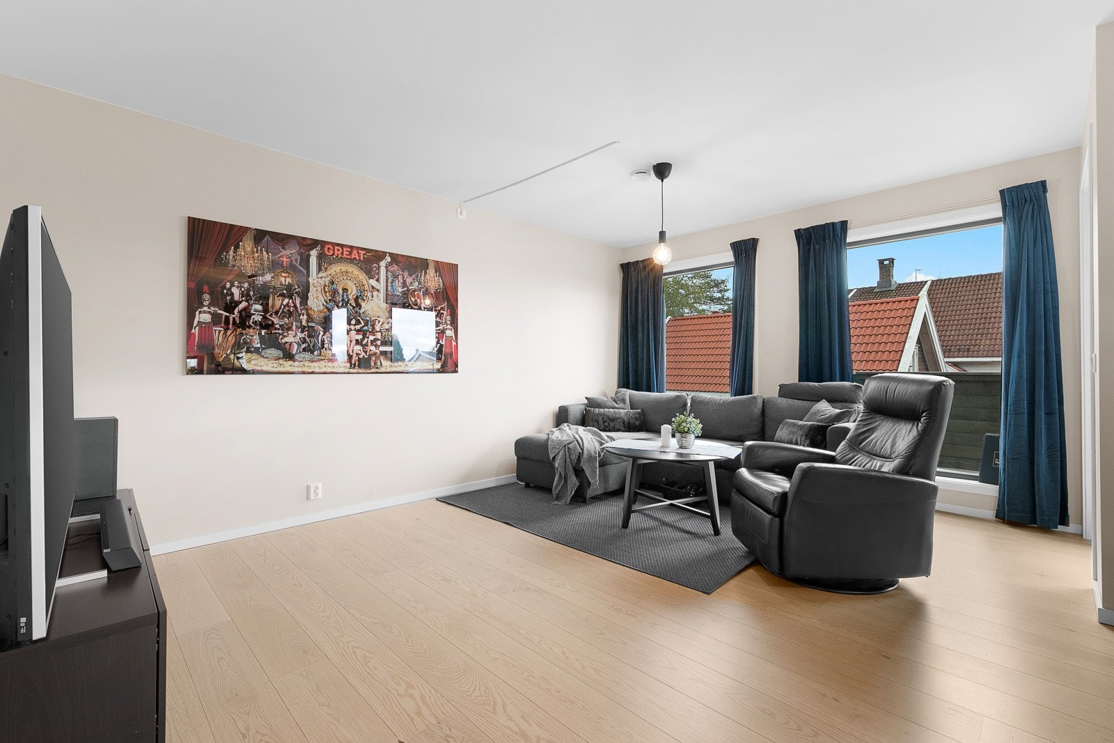 Stue - her er det vannbåren gulvvarme Galleribilde