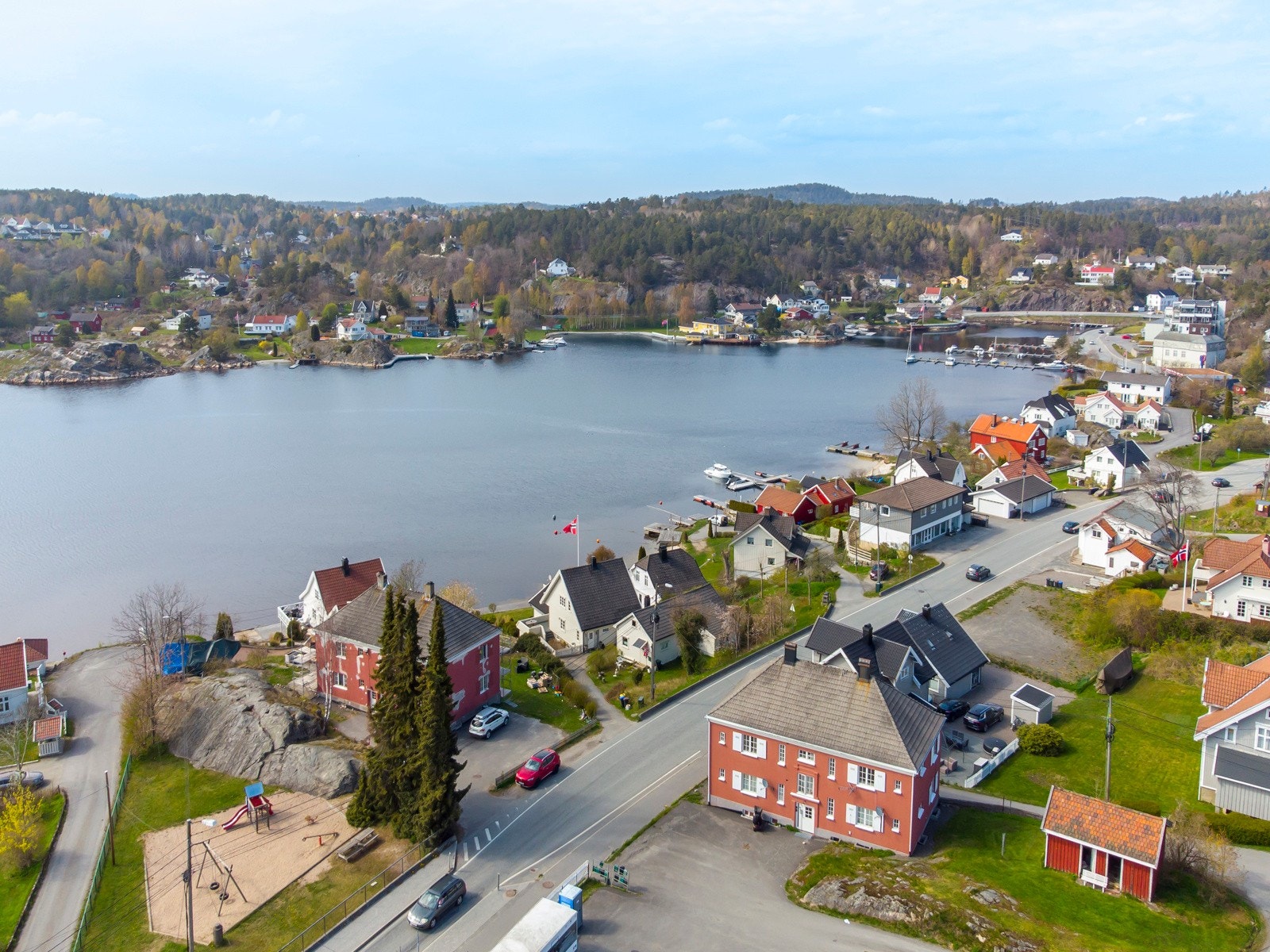 Gode bussforbindelser til Arendal sentrum. Galleribilde
