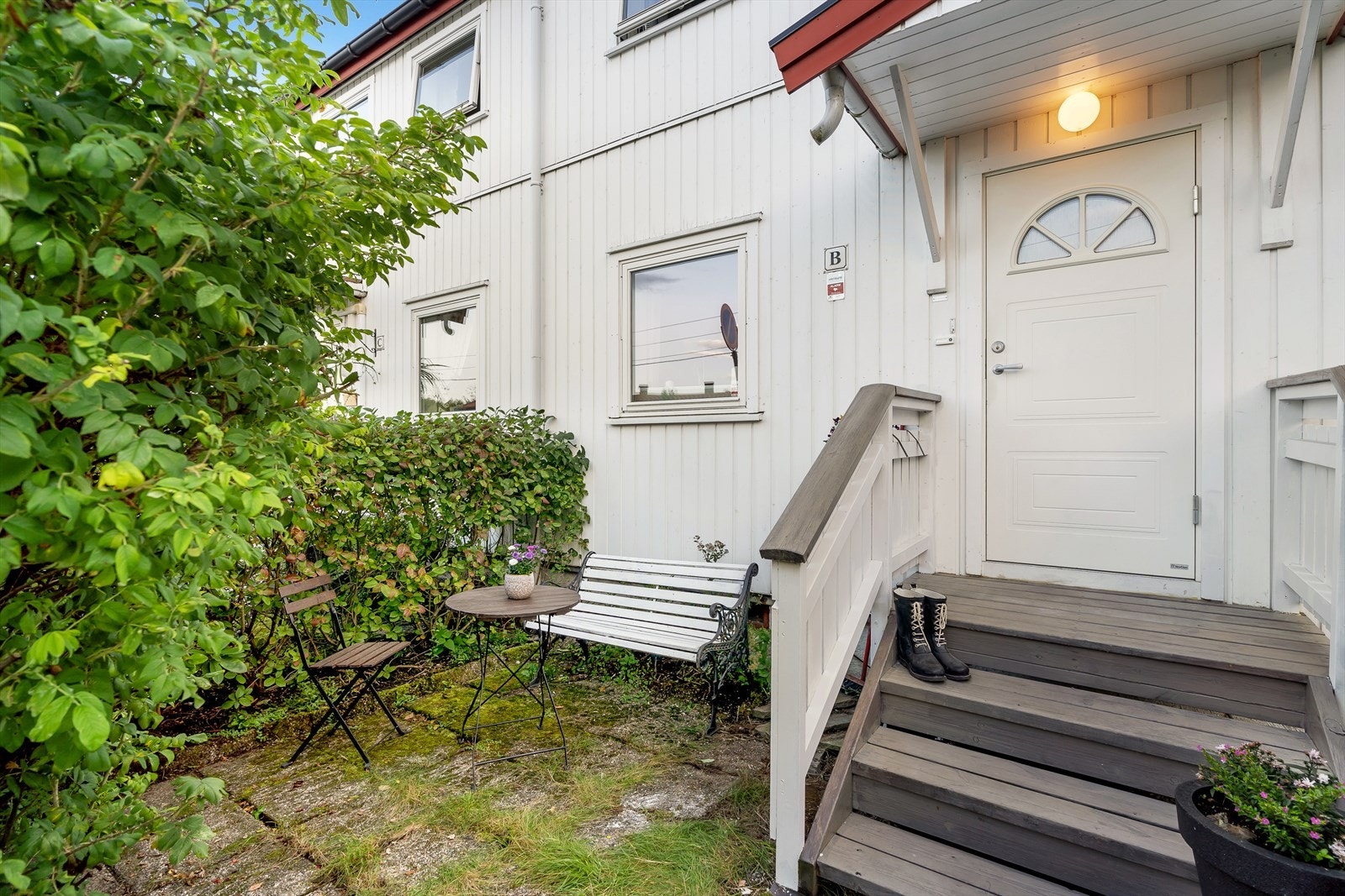 Inngangsparti. Galleribilde