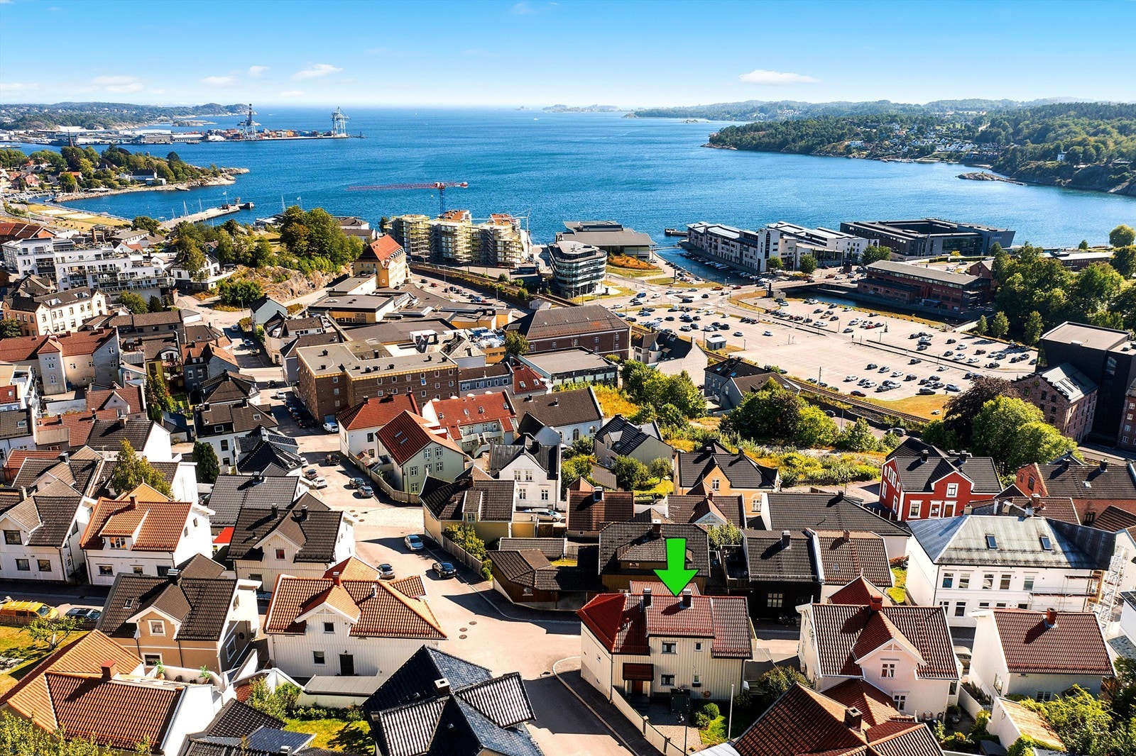 Sentral beliggenhet, med kort vei til sentrum, indre havn og Bøkeskogen Galleribilde