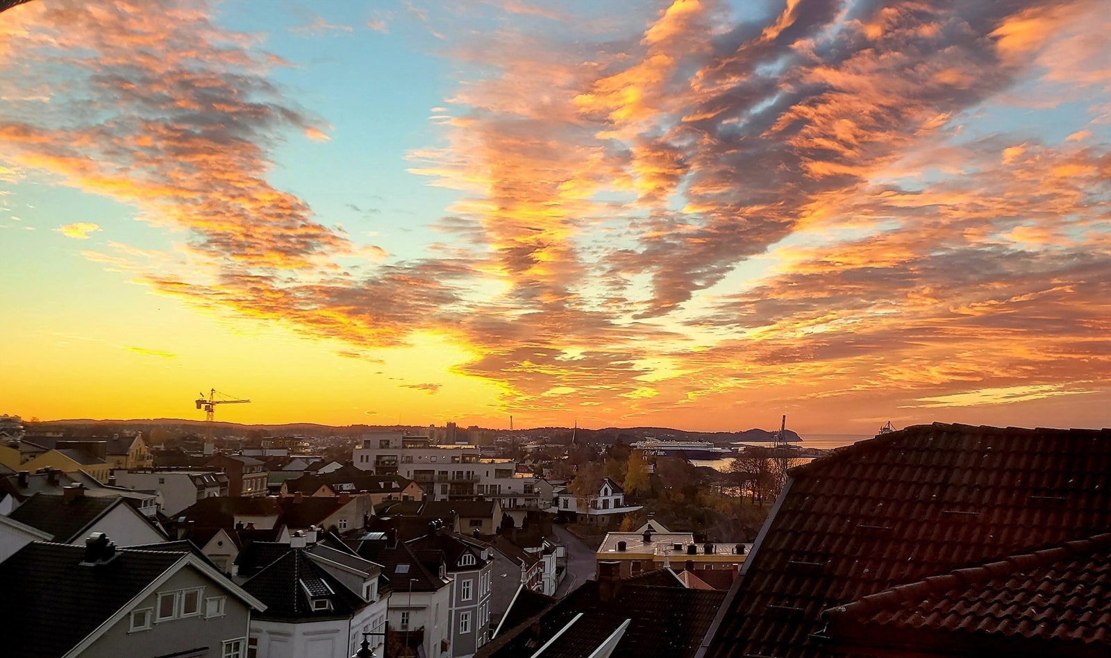 Foto tatt av selger. Galleribilde