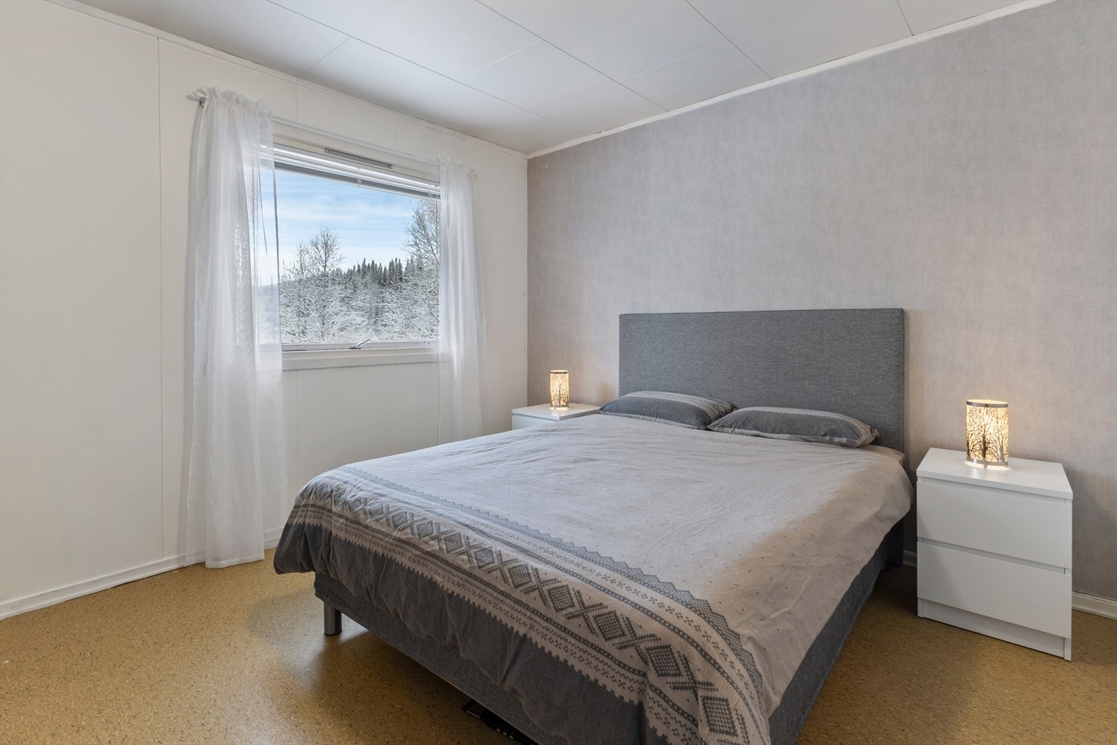 Boligen har 3 soverom. Her er det største. Galleribilde