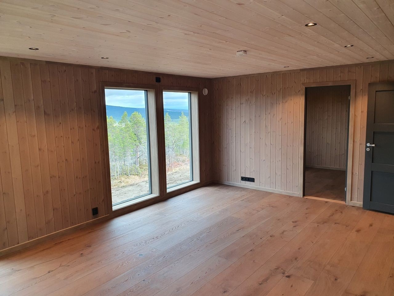 Bilder fra stue nesten identisk hytte i Hummelfjell. Galleribilde