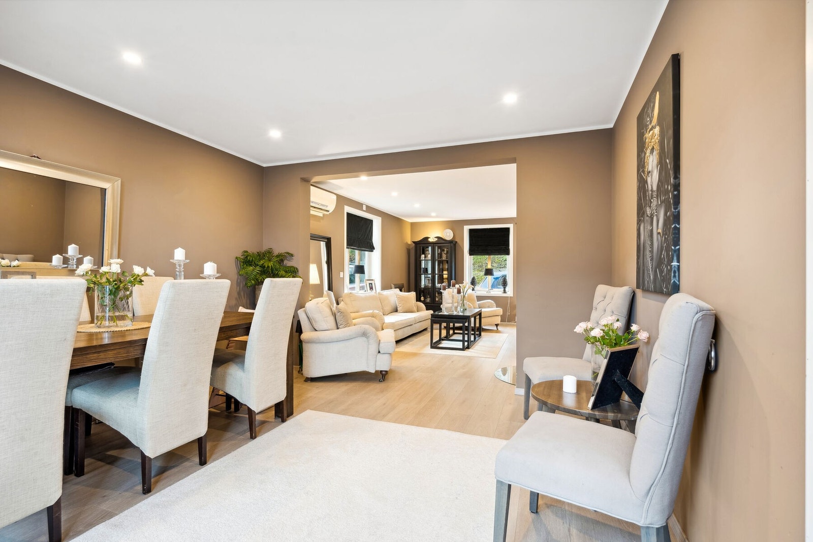 Romslig stue Galleribilde