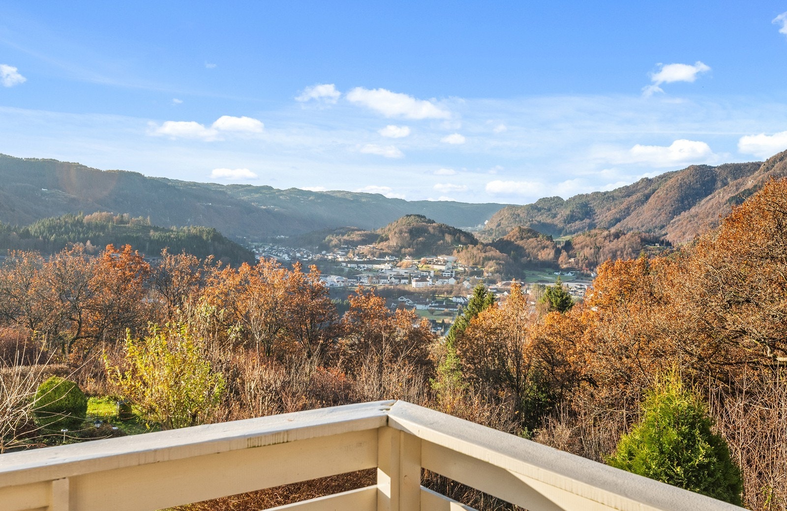 Botnåsvegen 36 har en helt spesiell beliggenhet. Galleribilde