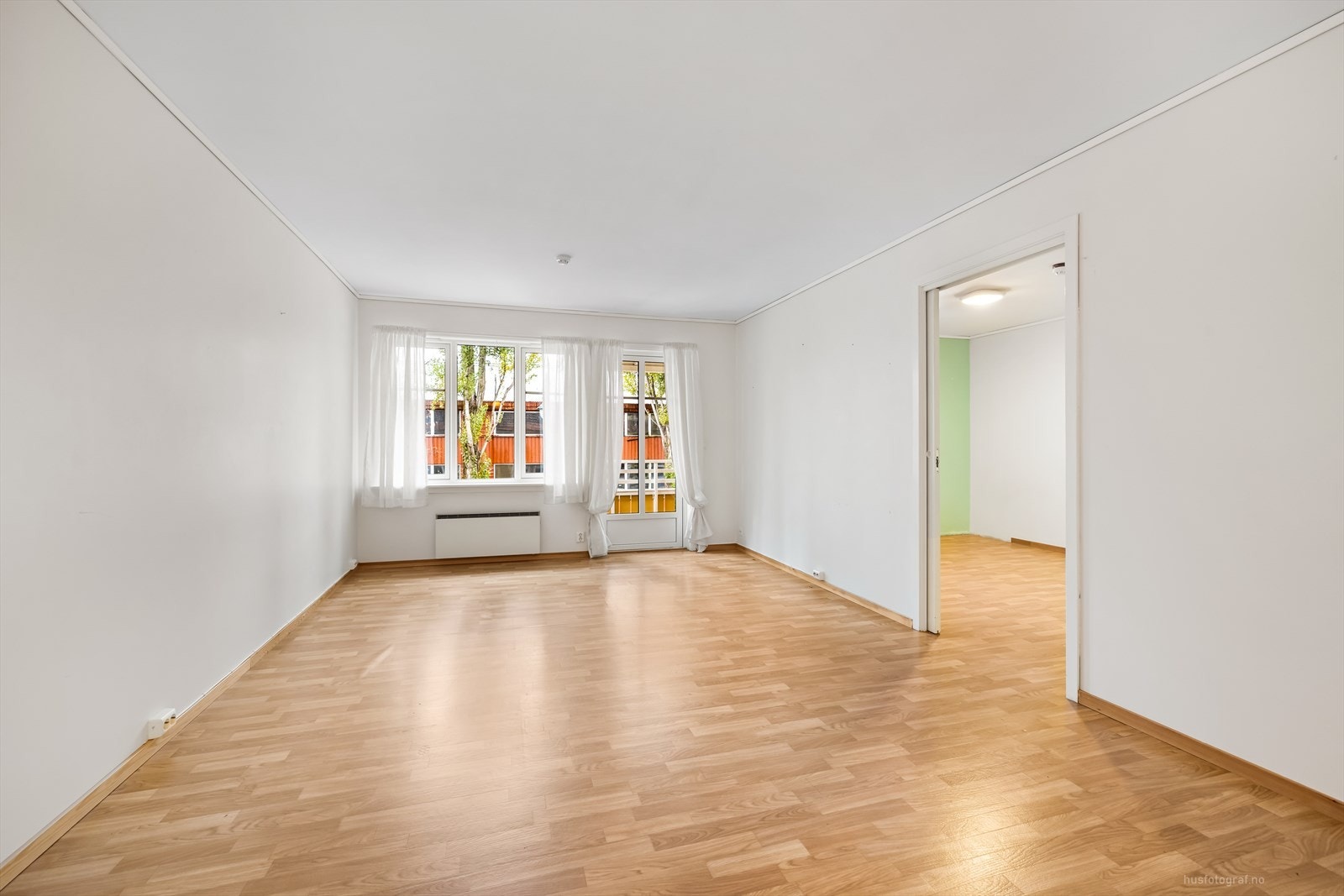 Stue med utgang til balkong Galleribilde
