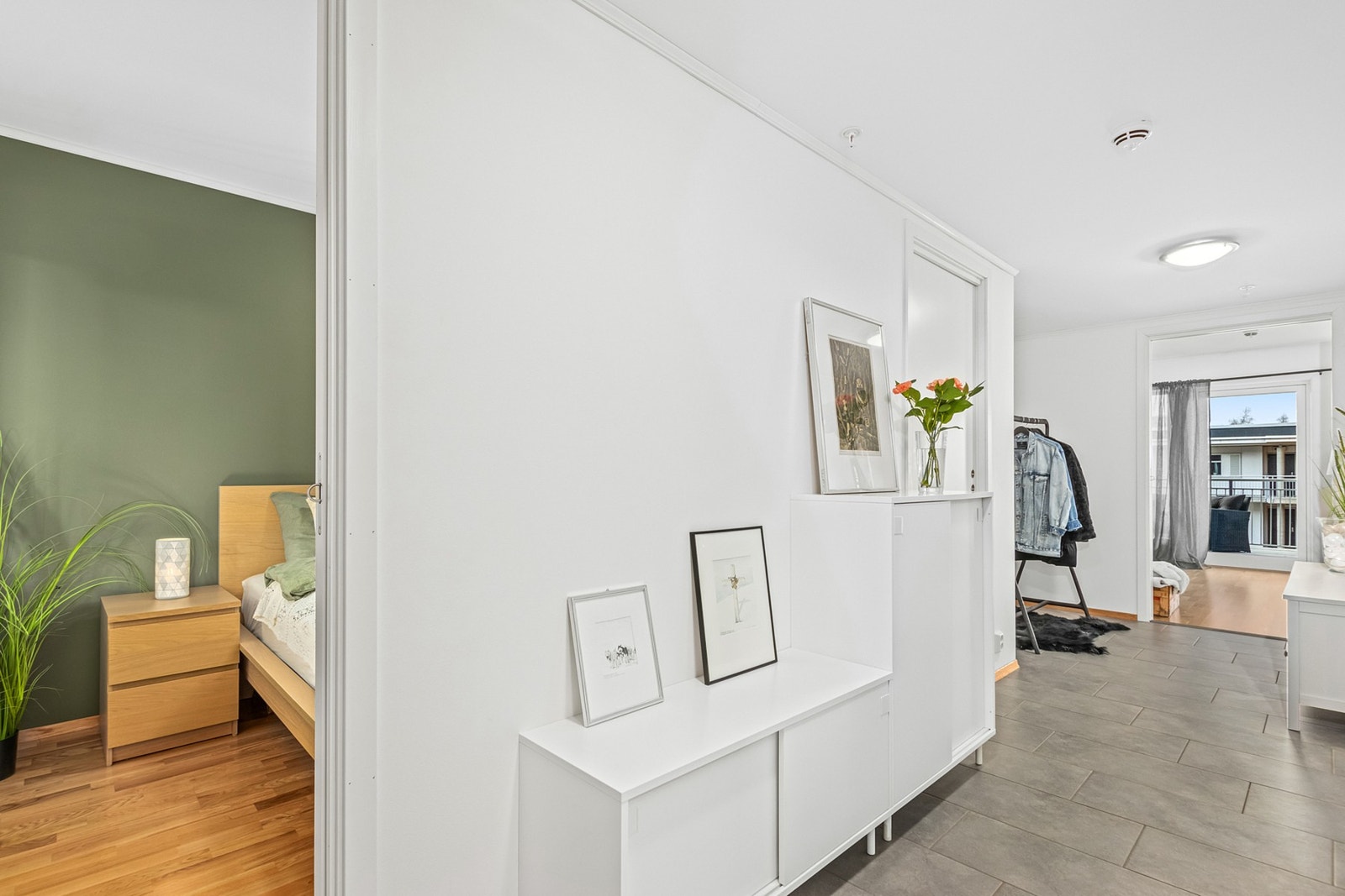 Vannbåren gulvvarme på stue, kjøkken og gang. Galleribilde