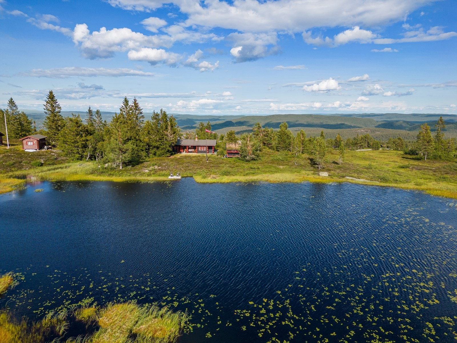 Vi ønsker velkommen til en hyggelig visning på fjellet. Galleribilde