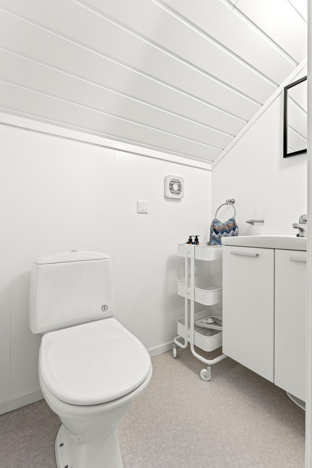 Toalettrom i loftsetasjen Galleribilde