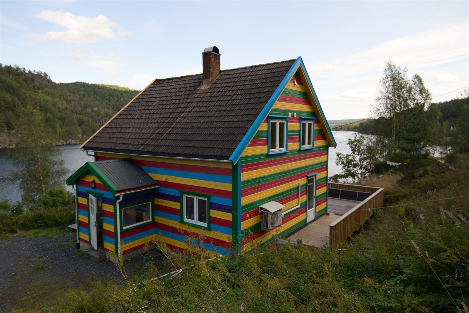 Fasade sommer (tatt av eier) Galleribilde