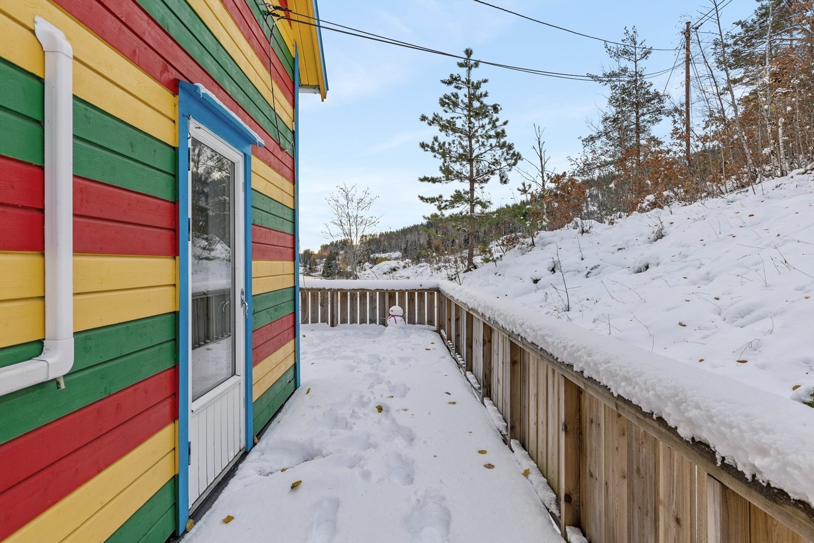 Terrasse rundt boligen Galleribilde