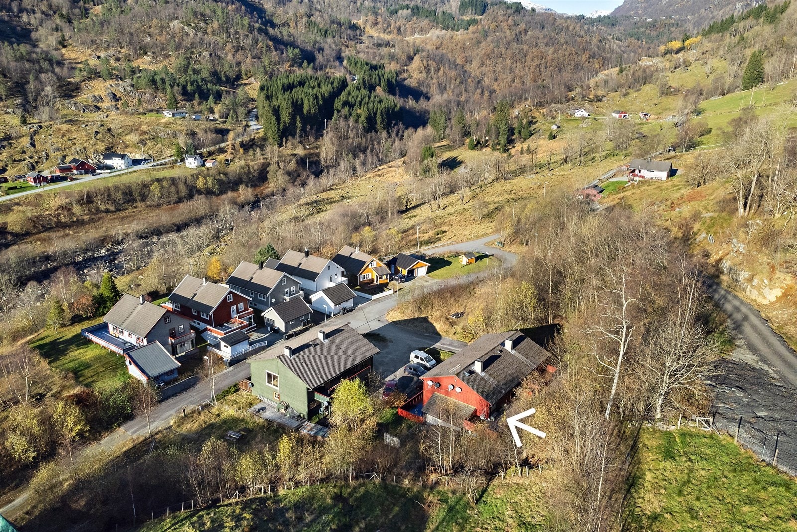 Oversikt område. Fredlig beliggenhet Galleribilde
