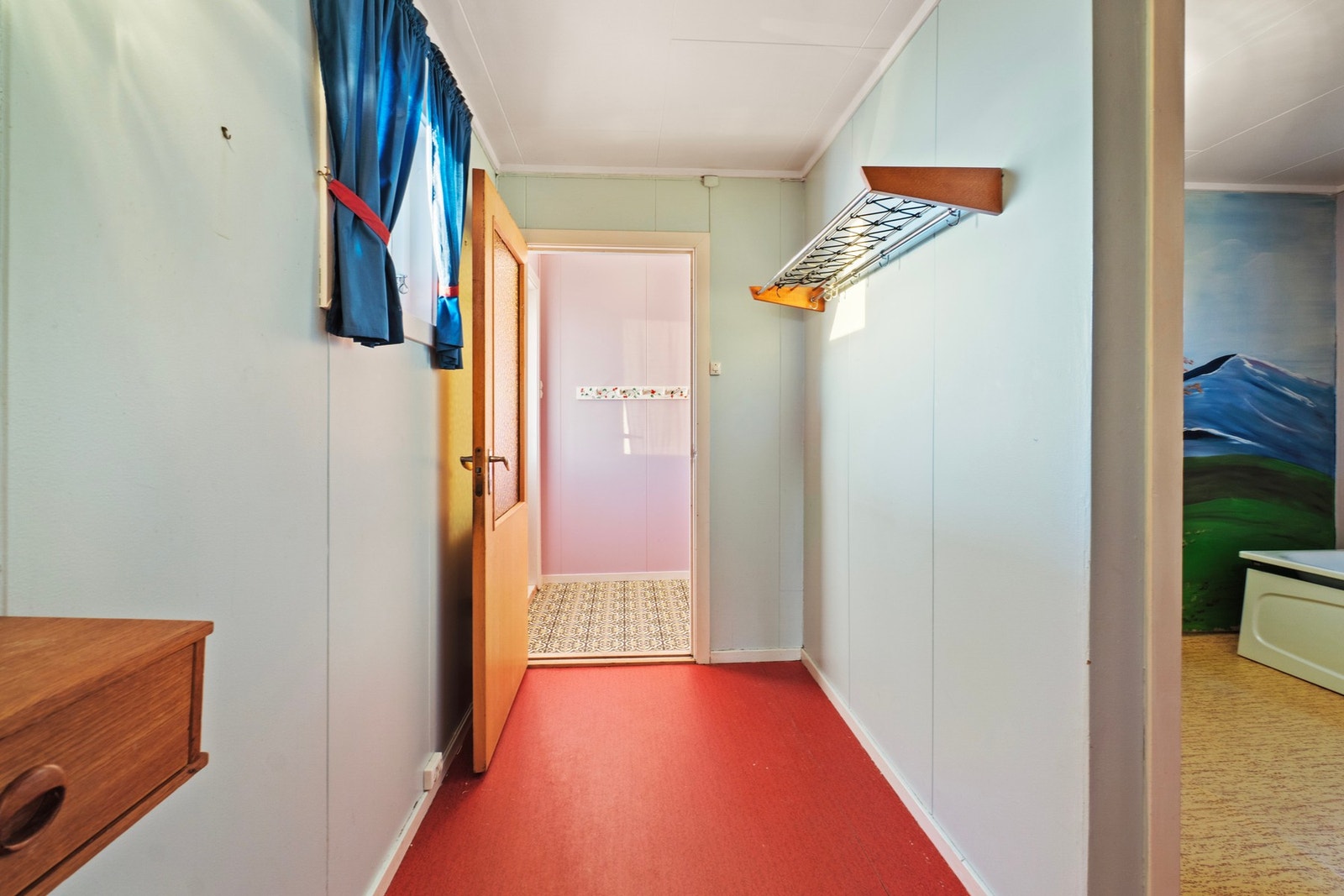 Fra gangen kommer man til badet. Galleribilde