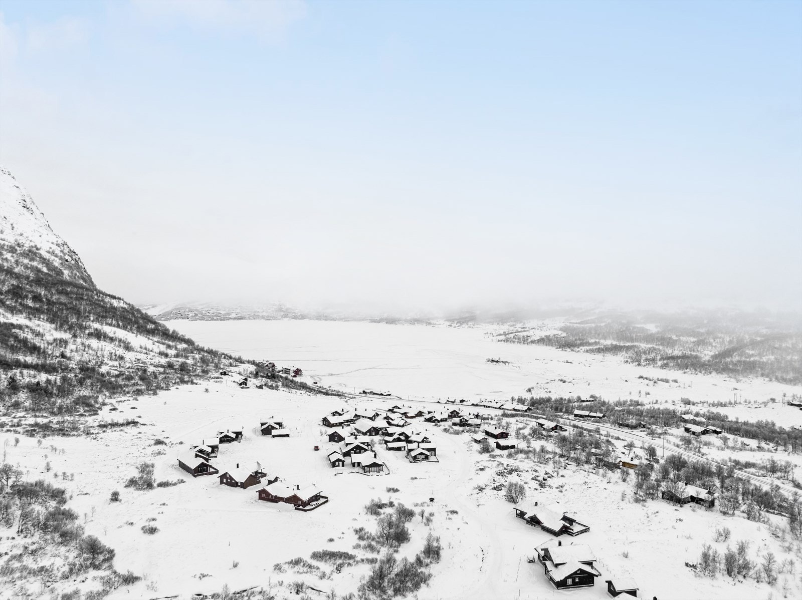 Eiendommen har meget fin beliggenhet, ca. 1020 m.o.h på Filefjell. Galleribilde