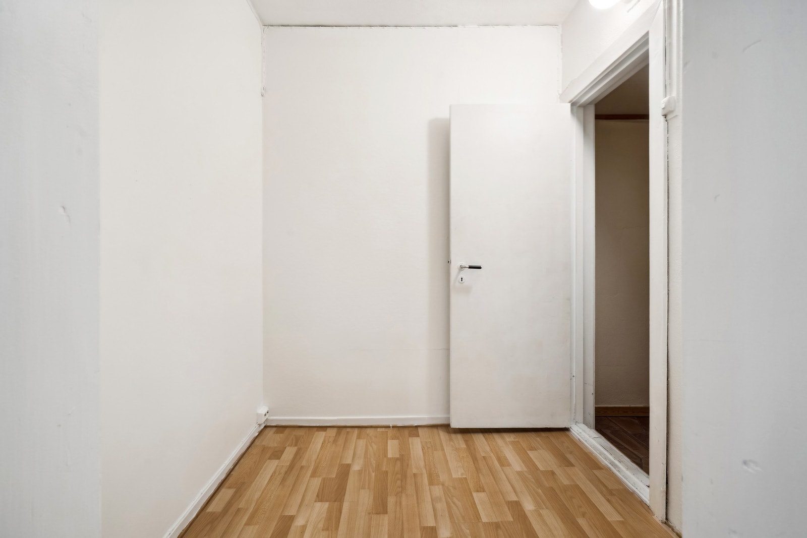 Praktisk bod med oppbevaringsplass. Galleribilde