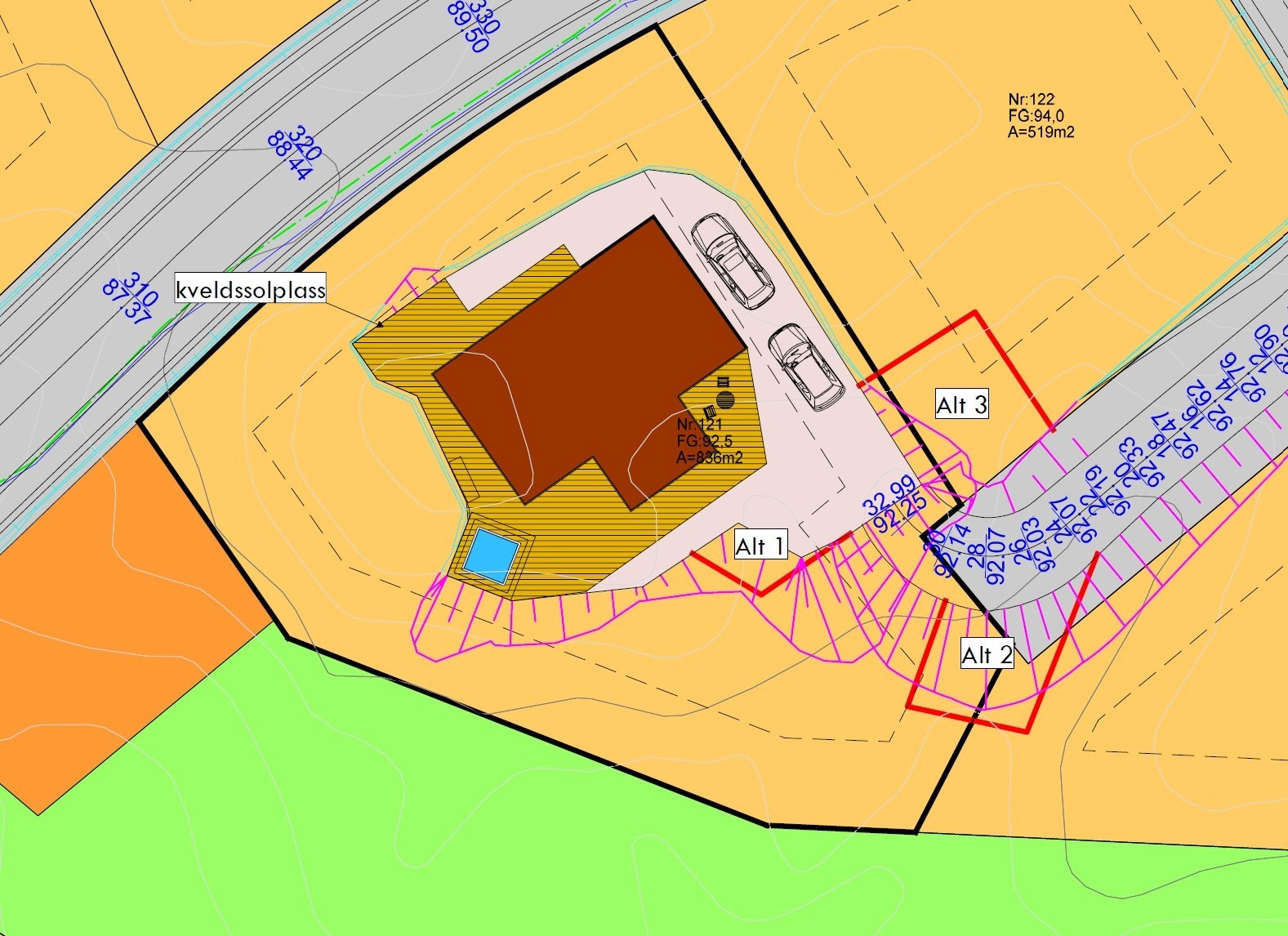 SItuasjonsplan som viser hvordan tomta vil se ut når den er ferdig med hytte, terrasser, gårdsplass, boblebad etc. Galleribilde