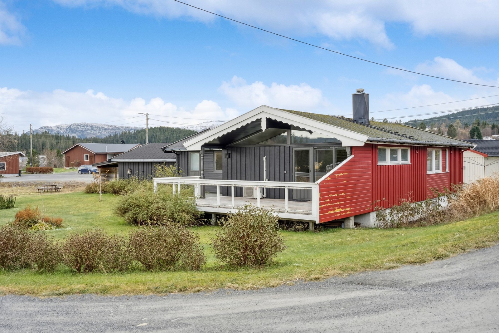 Er huset av interesse? Husk å melde deg på til visning. Ring megler om du ønsker privatvisning :) Galleribilde
