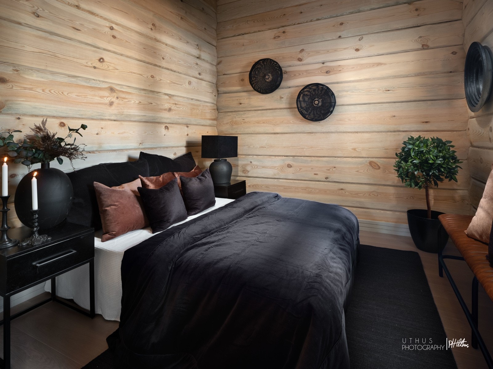 Hovedsoverom vender ut mot terrassen Galleribilde