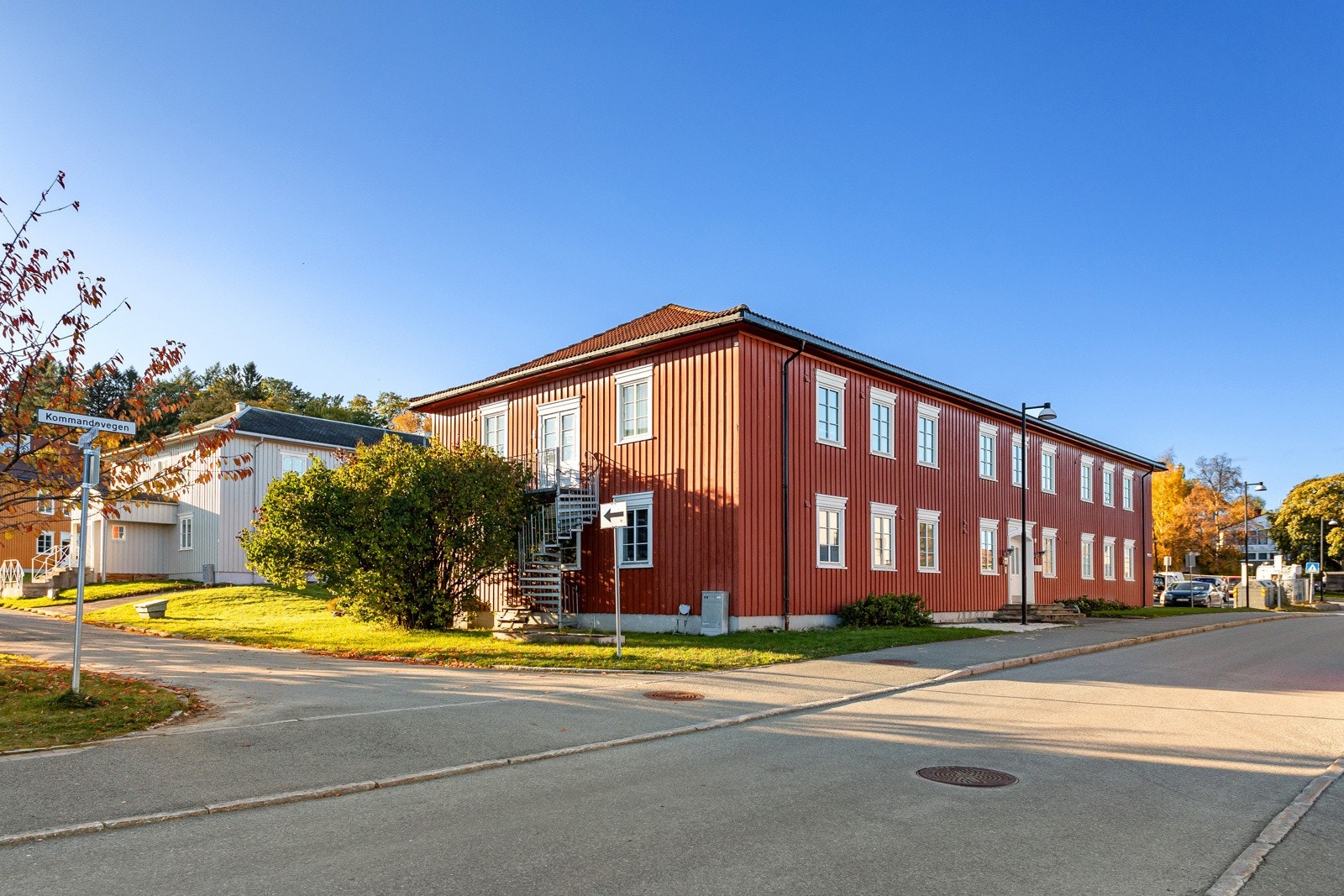 Velkommen til Kommandovegen 3 presentert av EIE eiendomsmegling ved Geir Einar Moen! Galleribilde