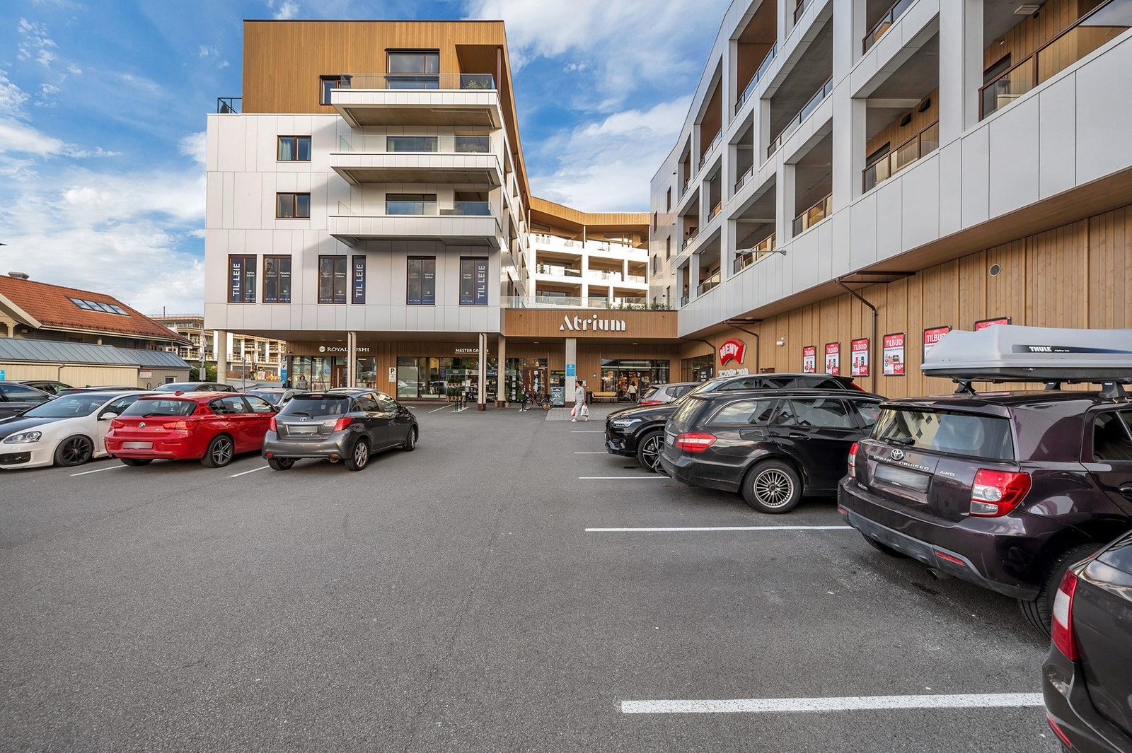 Nye kontorlokaler med gode eksponeringsmuligheter - store vindusflater Galleribilde
