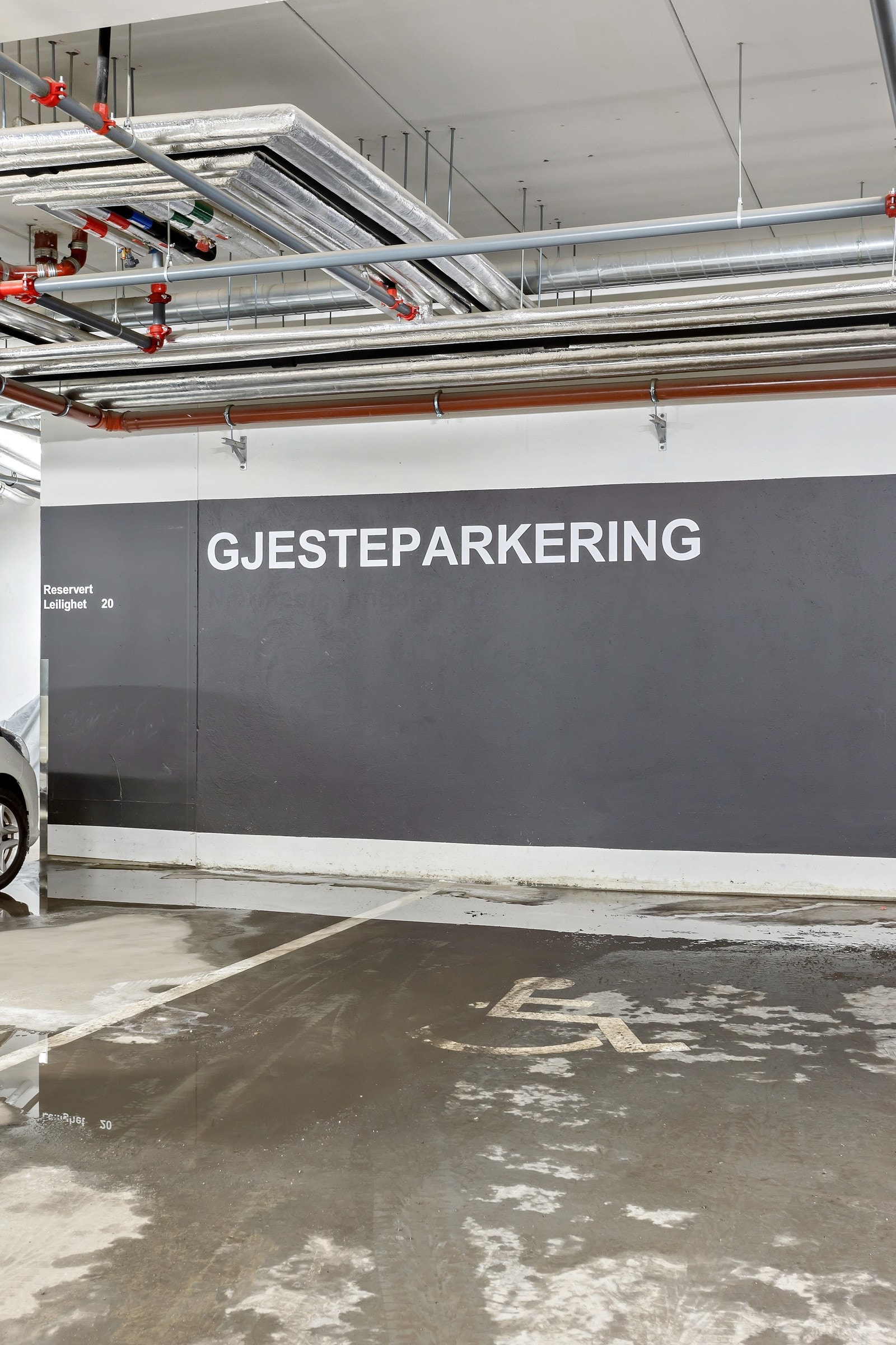 På Stadionkvartalet er det godt med gjesteparkering. Galleribilde