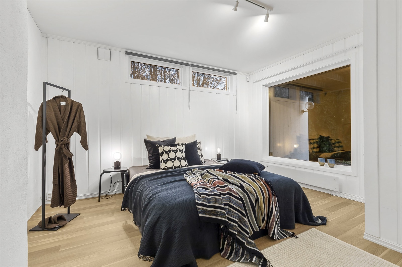 Et allsidig rom som kan innredes etter behov. Soverom? Stue? Galleribilde