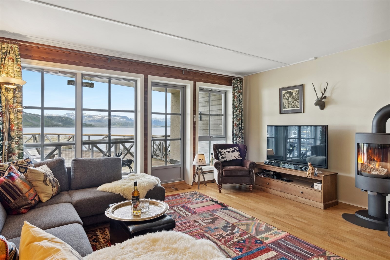 Velkommen til Eidsbugardvegen 6, og leilighet 213, en eiendom presentert av EiendomsMegler 1 Fjellmegleren! Galleribilde