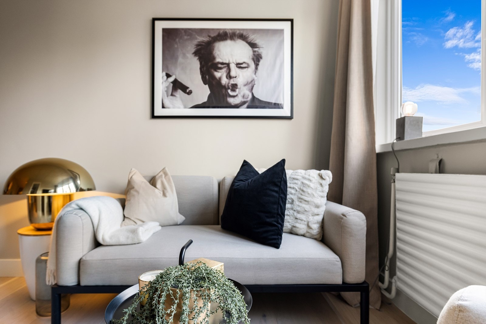 - Leiligheten disponerer en loftsbod på ca. 3 kvm og en kjellerbod på 5 kvm - Galleribilde