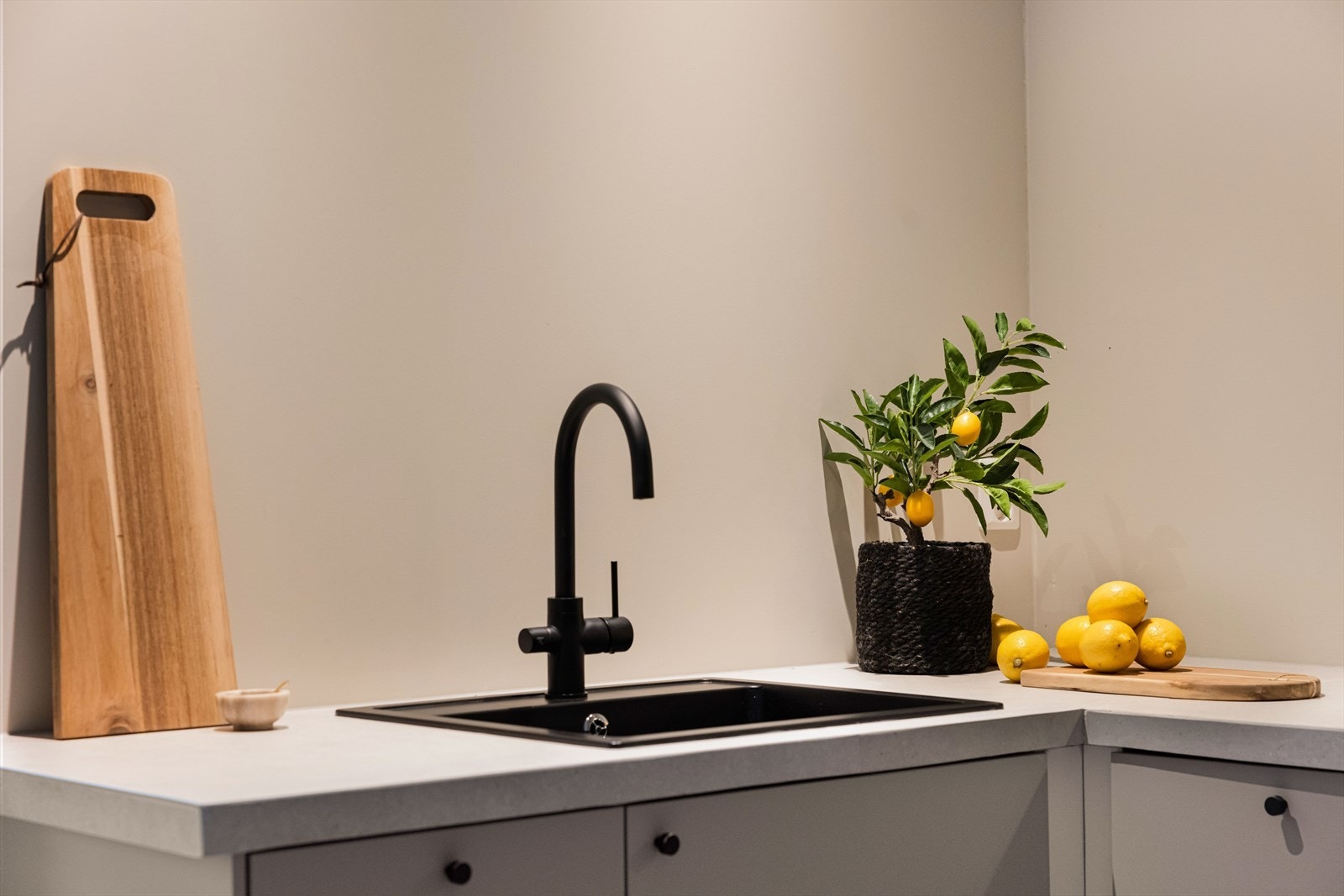 - Varmtvann og fyring er inkludert i felleskostnadene - Galleribilde