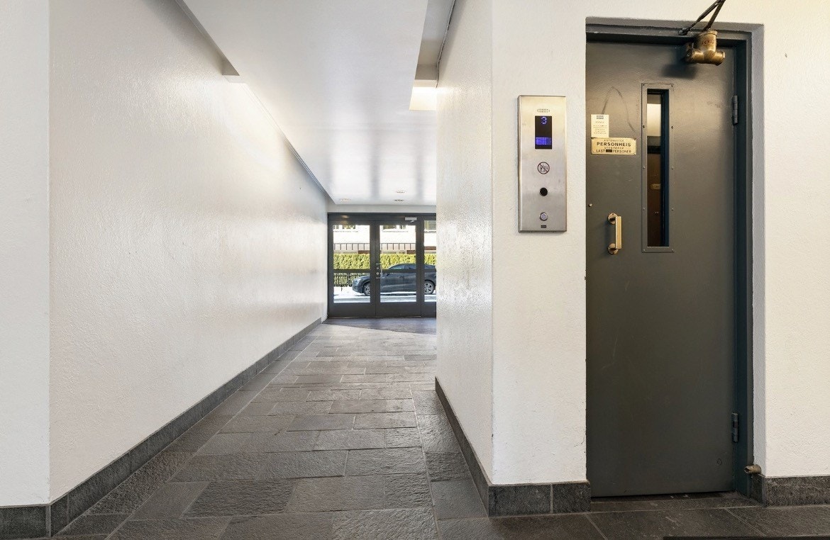 - Det er heis i bygget - Galleribilde