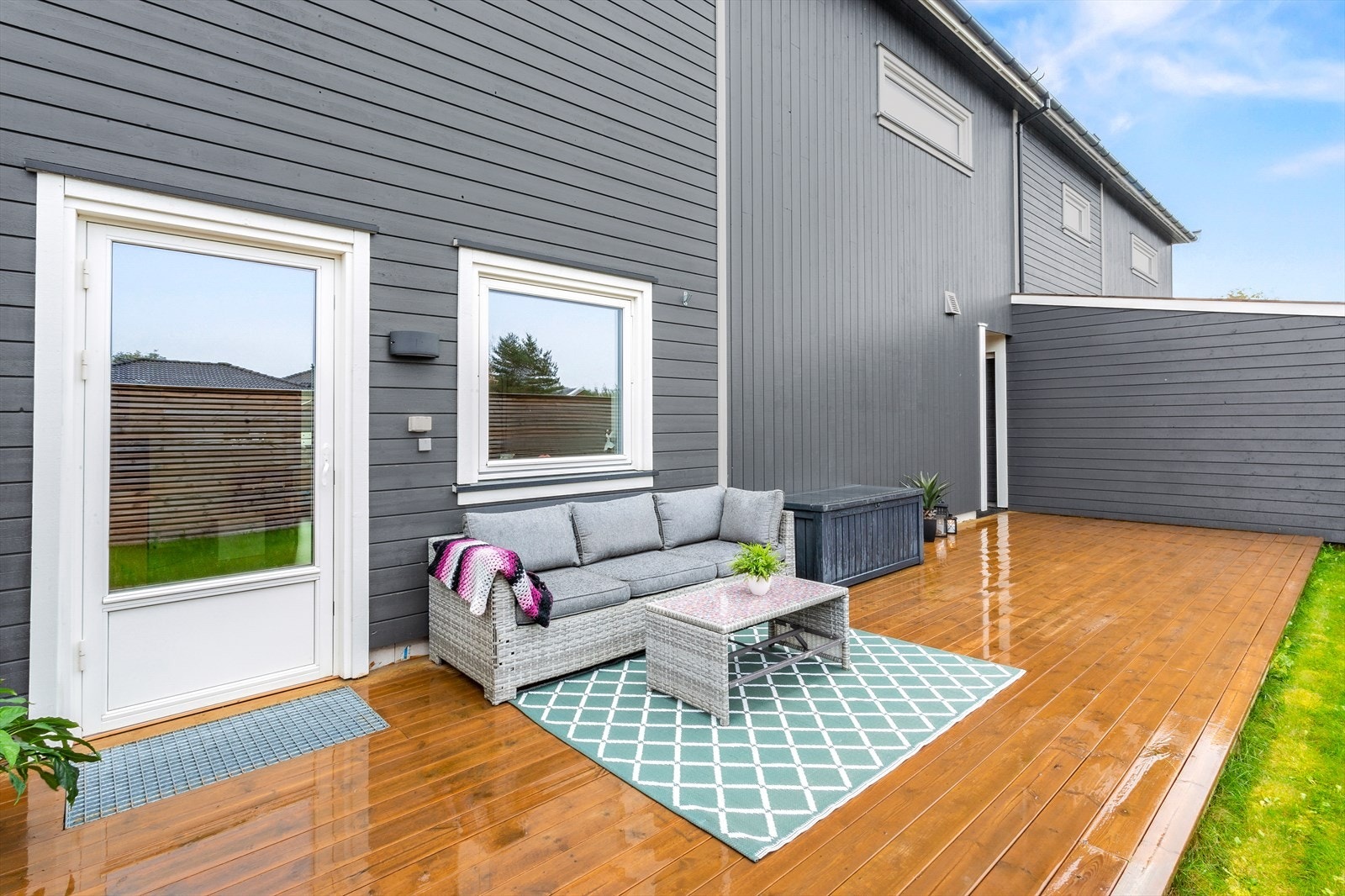 Her kan barna leke fritt og de voksne slappe av. Galleribilde