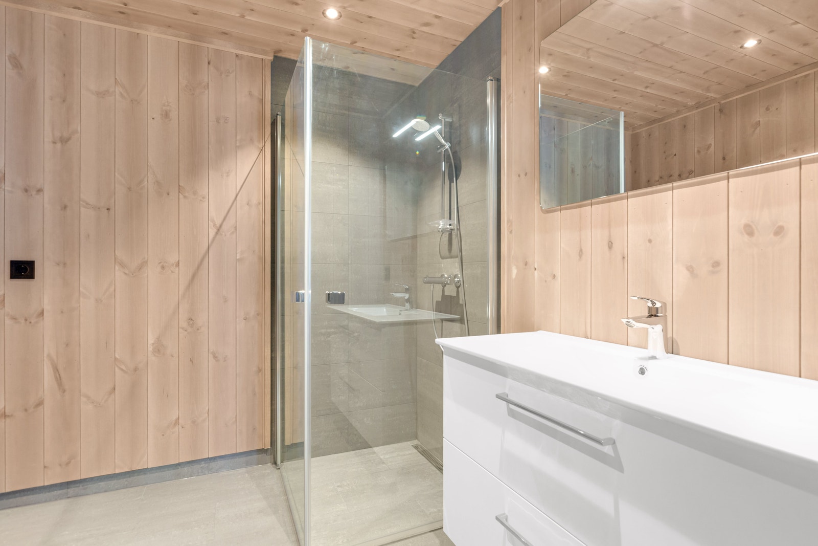 Badet Galleribilde