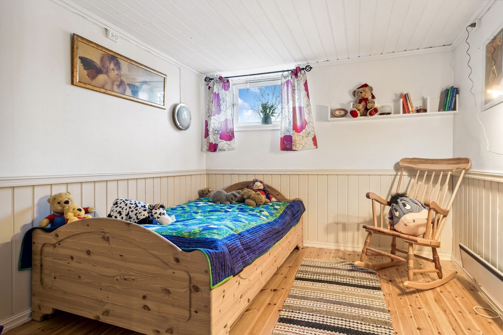 Et kjeller har man også et innredet rom som benyttes som soverom i dag. Galleribilde