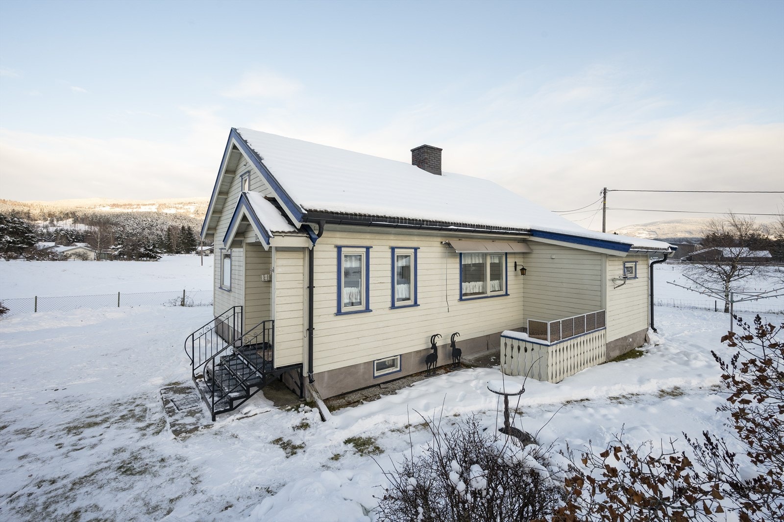 Eneboligen fremstår som trivelig og innbydende, men oppgraderinger bør påregnes Galleribilde