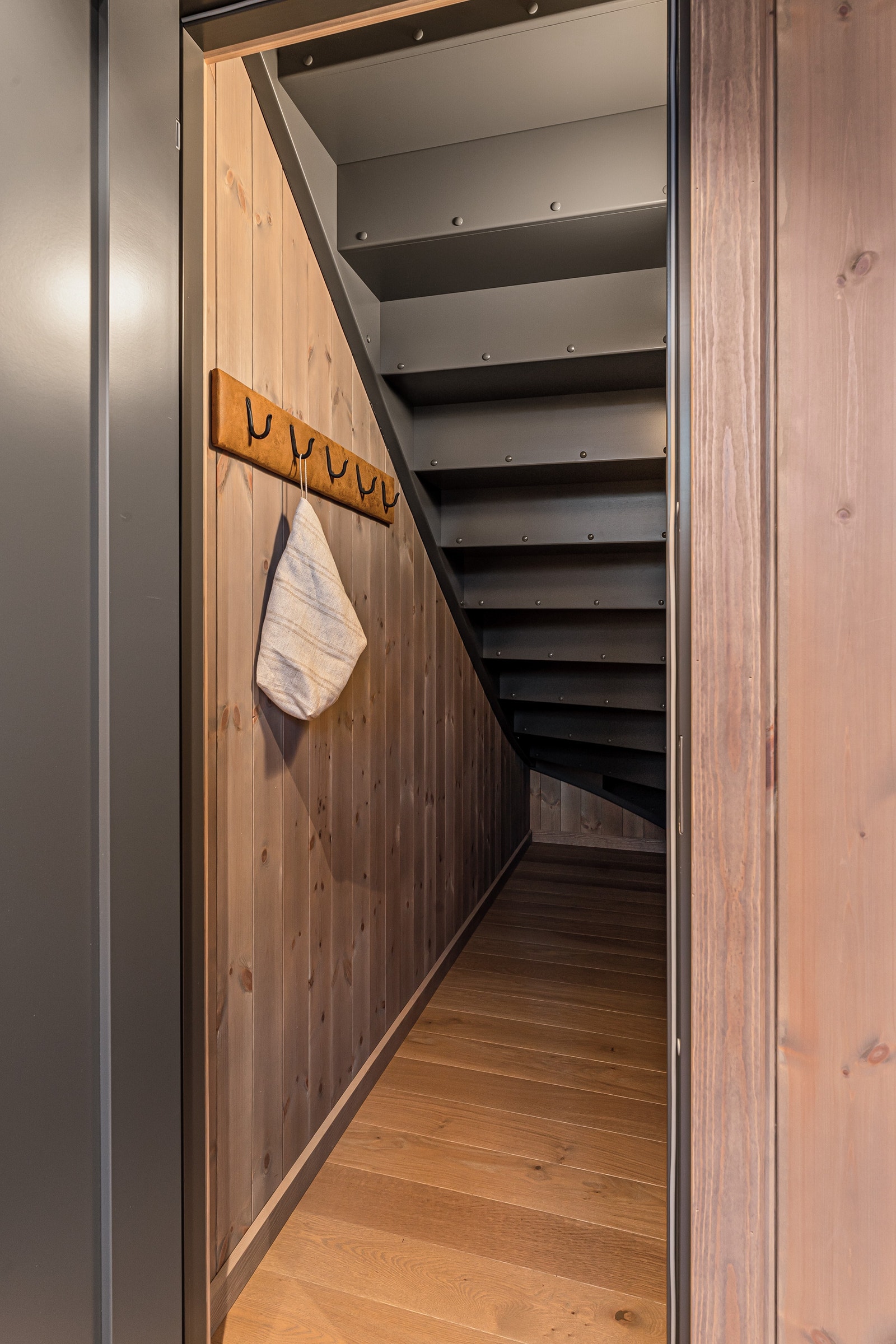 Smart bod under trapp Galleribilde