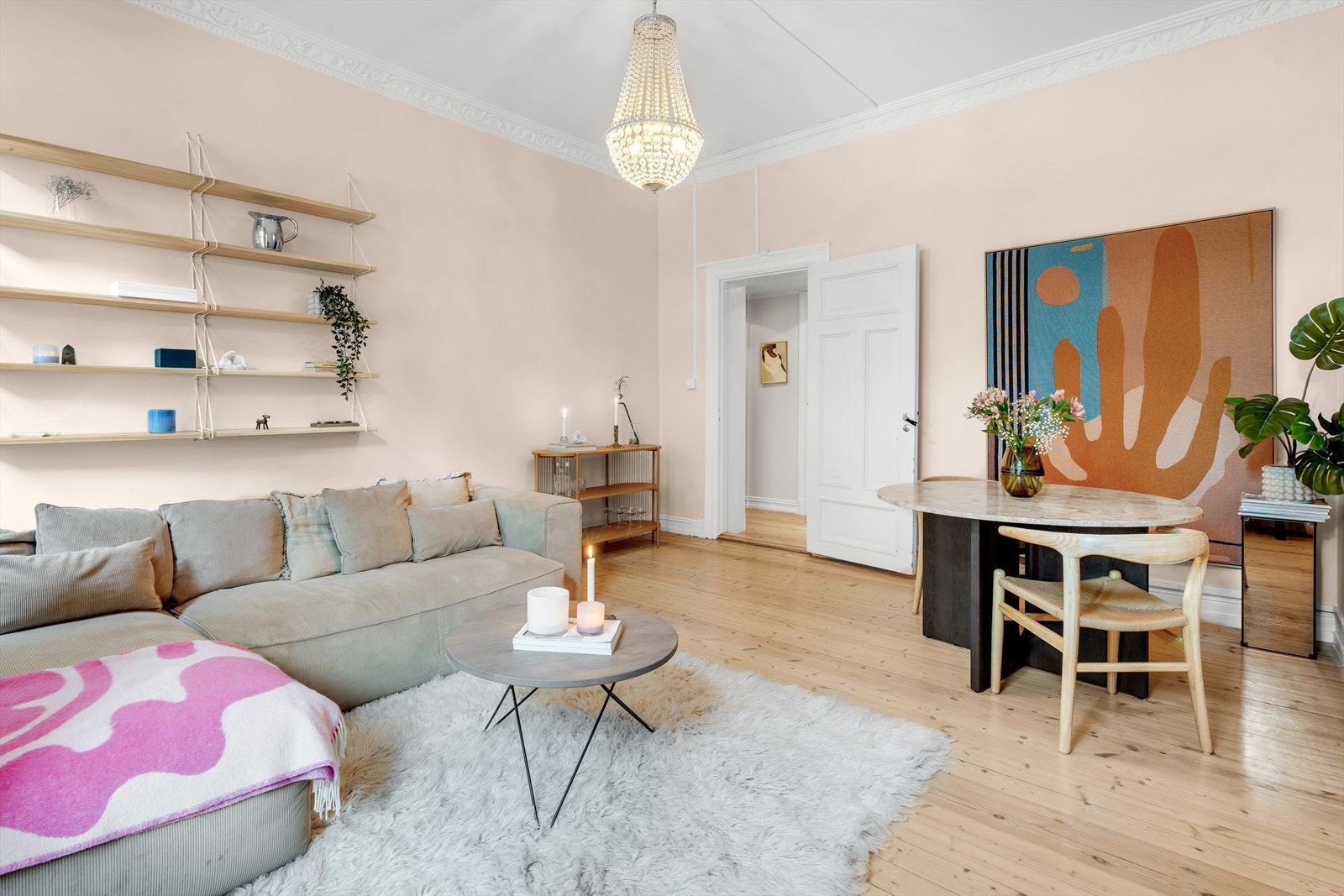 Flott toroms leilighet i 2. etasje med nytt bad i 2021. Galleribilde