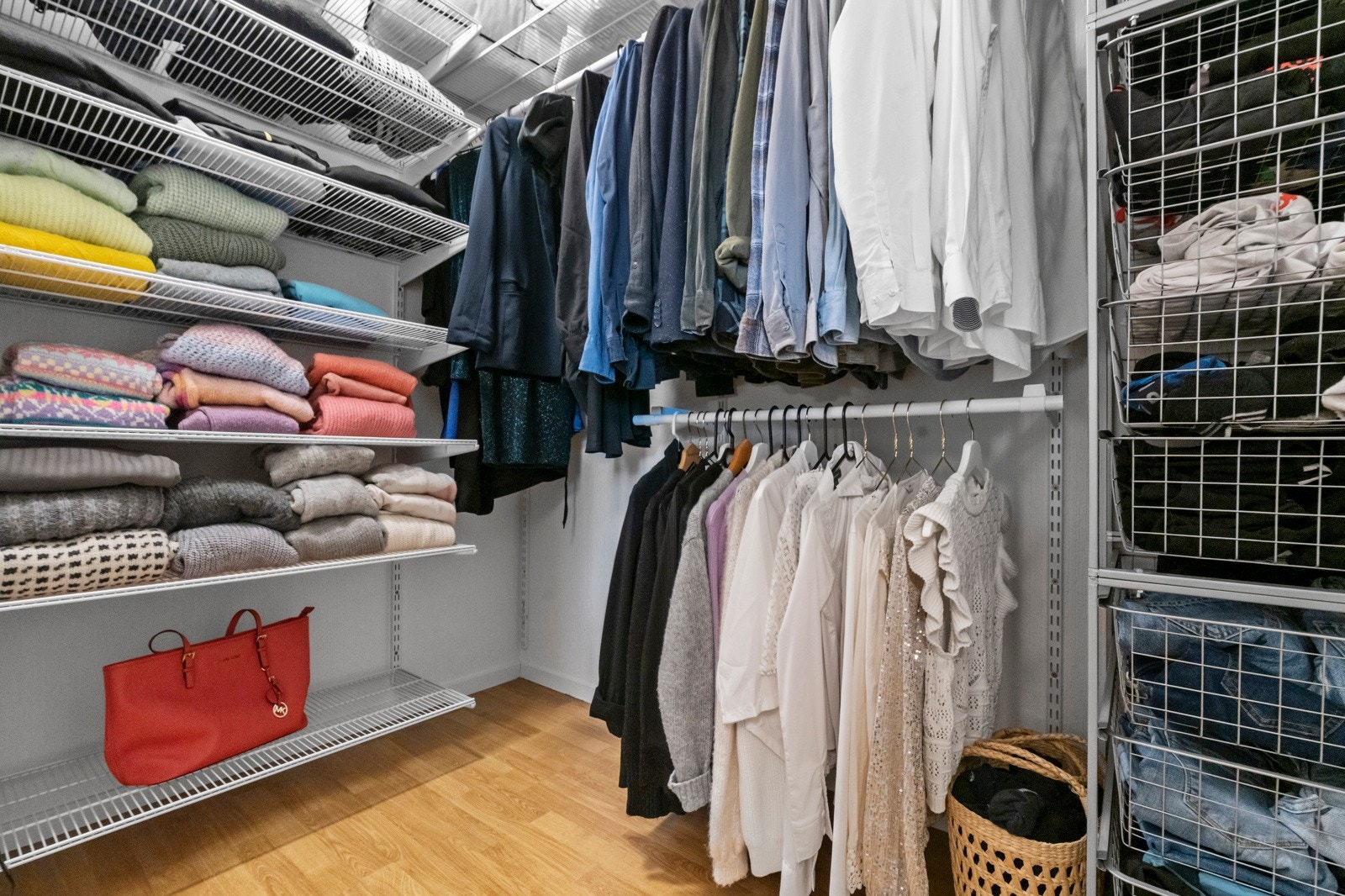 Walk-in garderobe Galleribilde