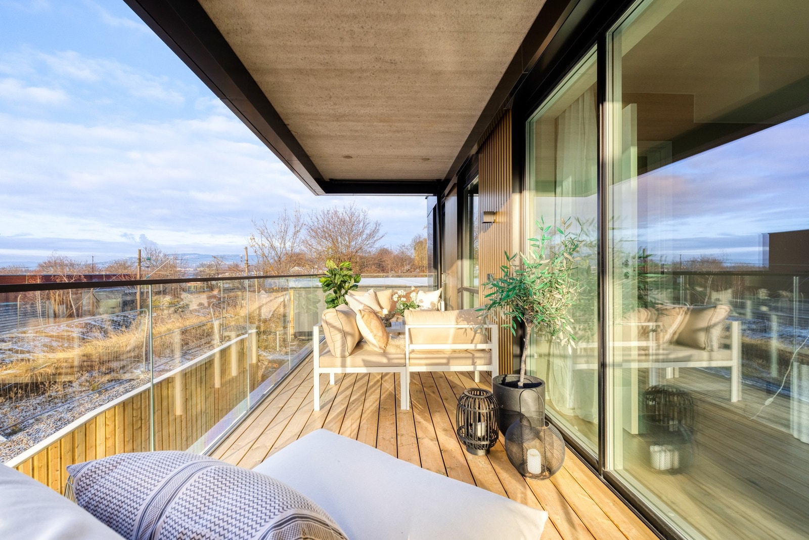 Den sydvestvendte beliggenheten gir gode solforhold. Galleribilde