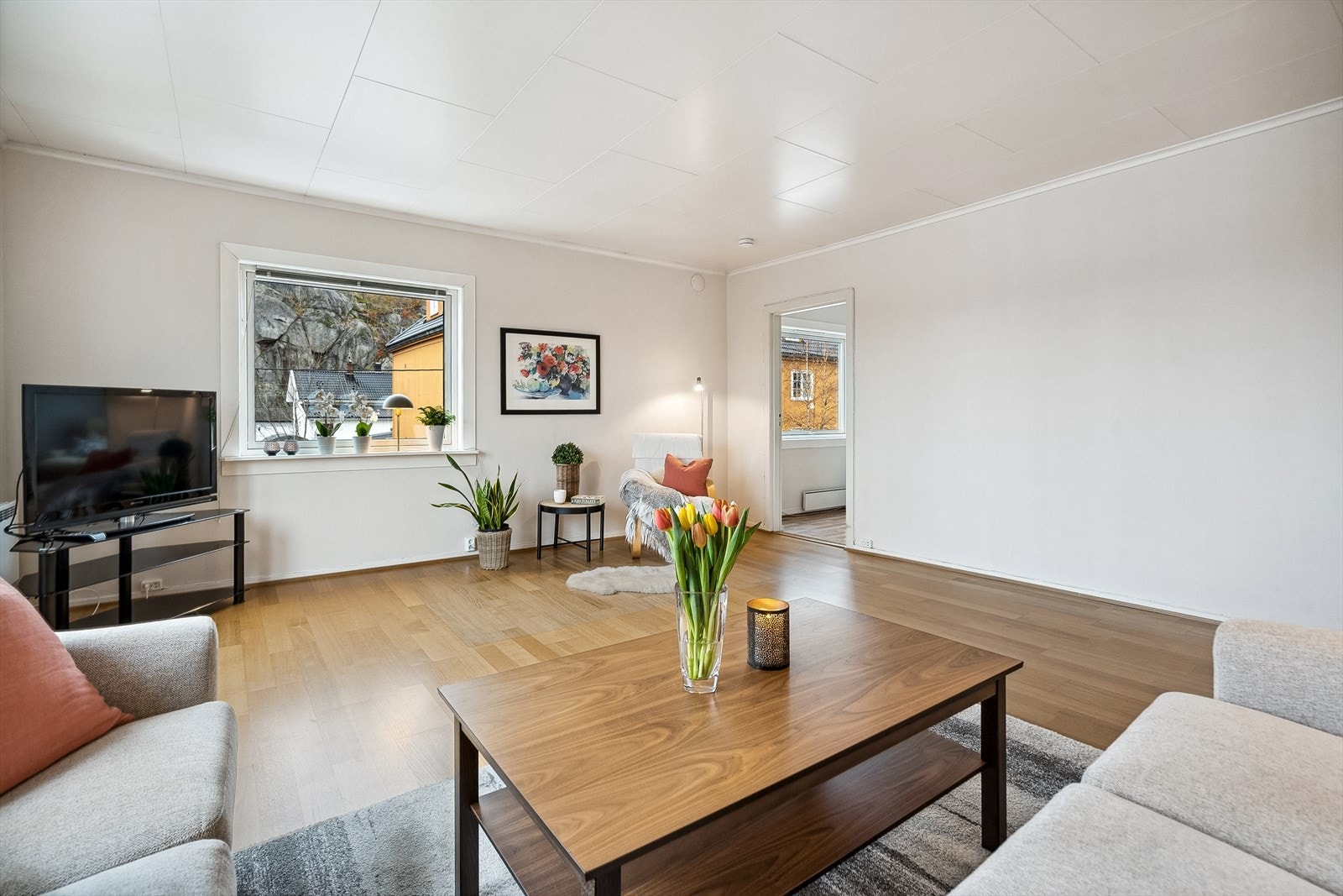 Stue med utgang til balkong Galleribilde