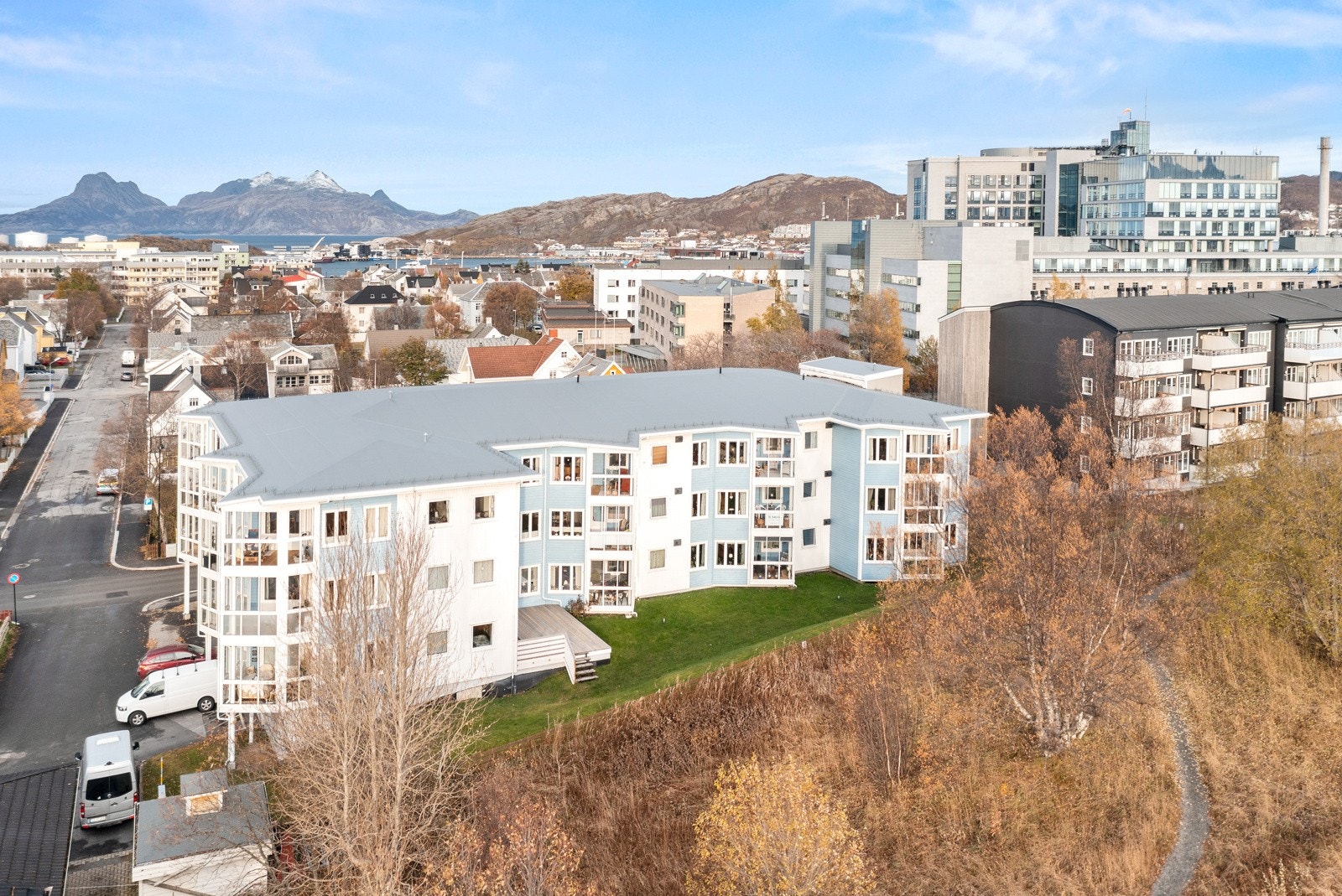 Sentral beliggenhet nært Nordlandssykehuset, Stormyra og sentrum Galleribilde